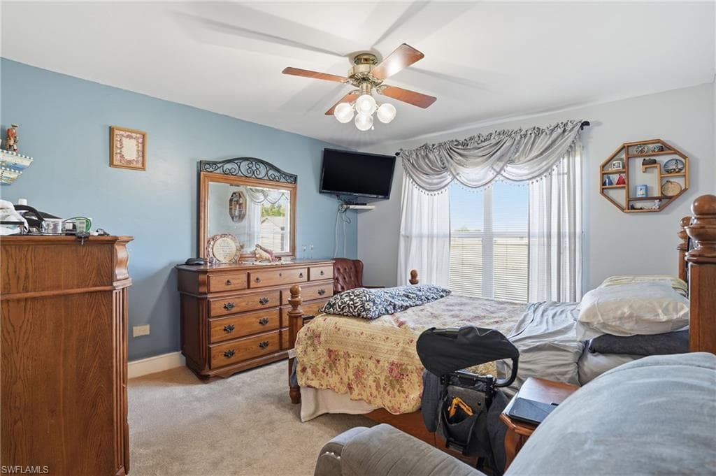203 Manatee ST-17