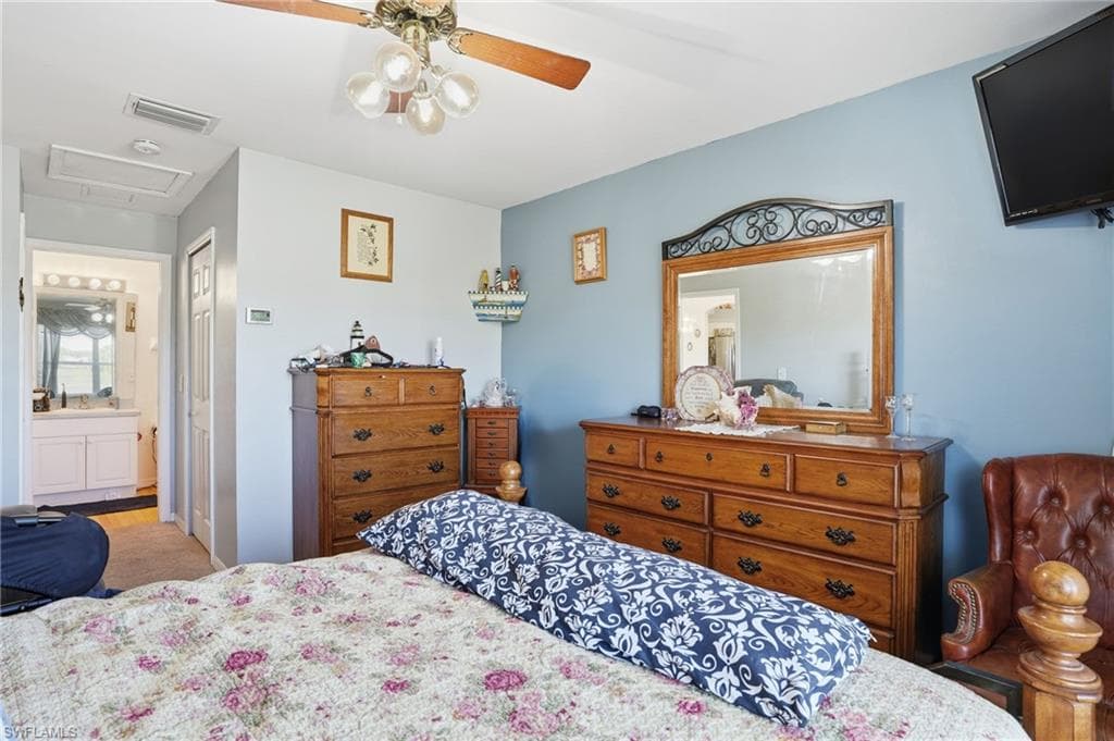 203 Manatee ST-18