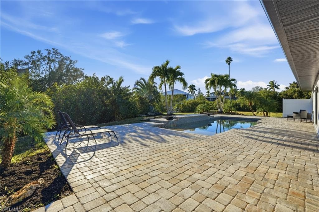 7161 Shannon BLVD, FORT MYERS FL 33908-26