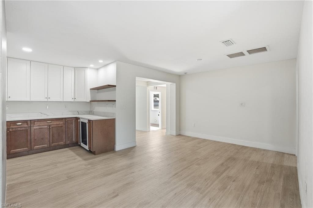 3835 Harold AVE-15