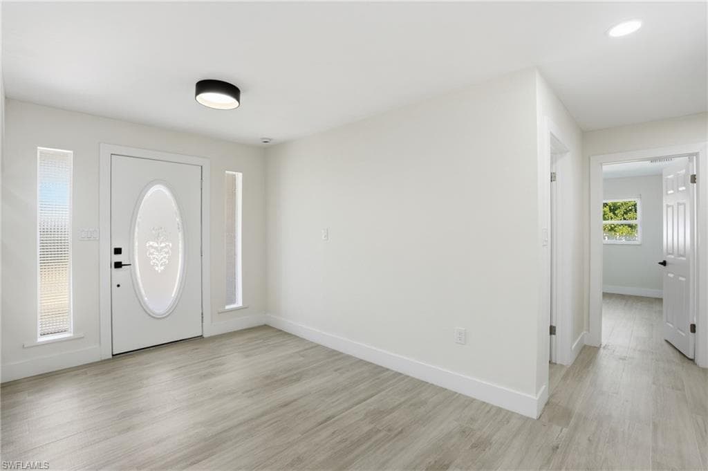 3835 Harold AVE-2