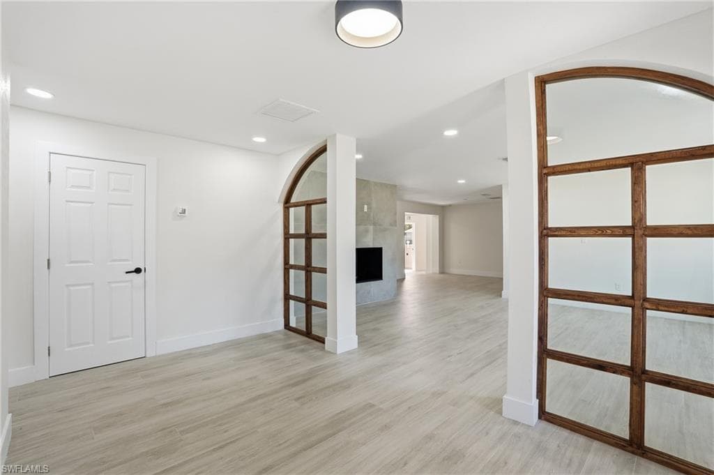 3835 Harold AVE-8