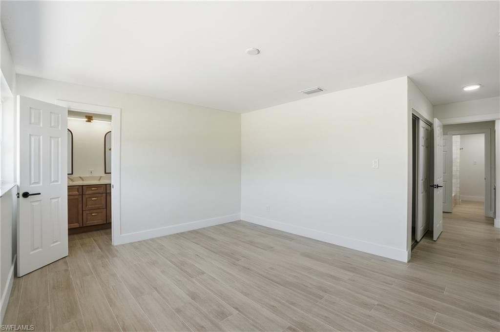 3835 Harold AVE-21
