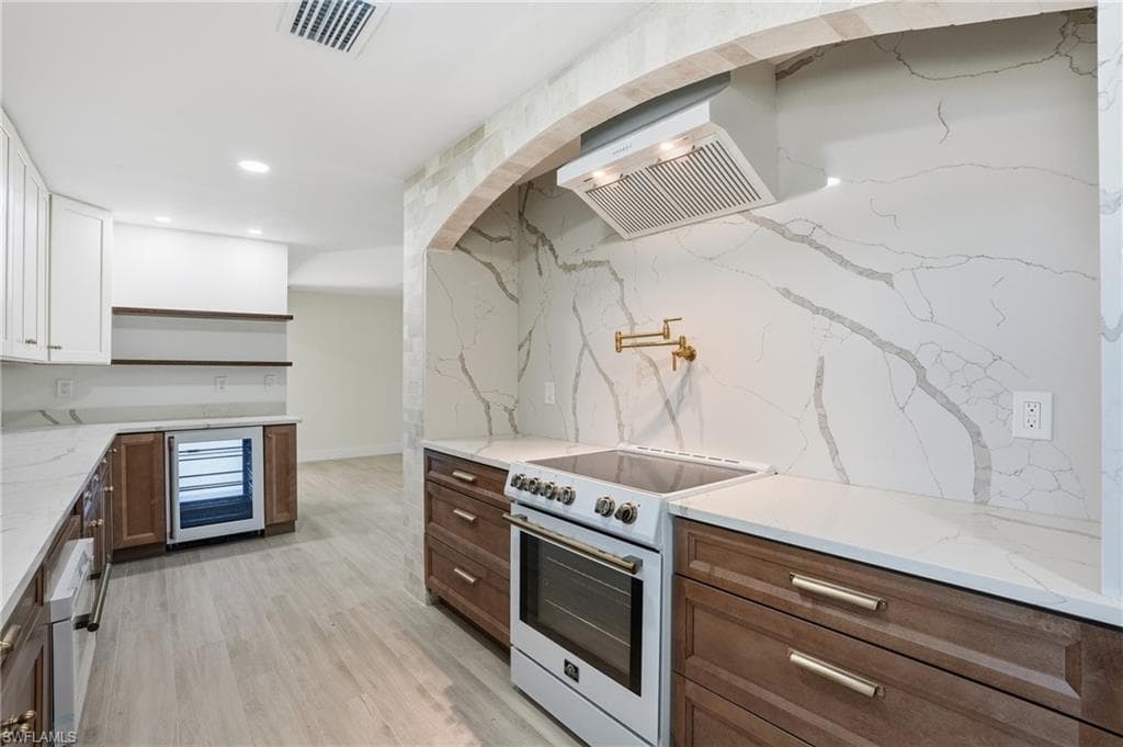 3835 Harold AVE-12