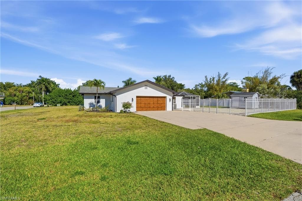 3835 Harold AVE-37