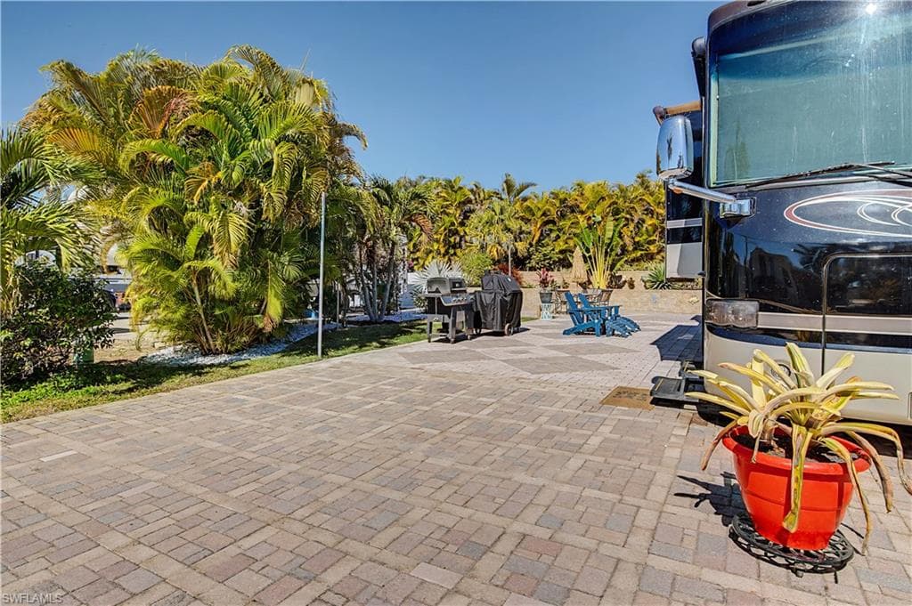 5016 White Sky CIR, FORT MYERS FL 33908-18