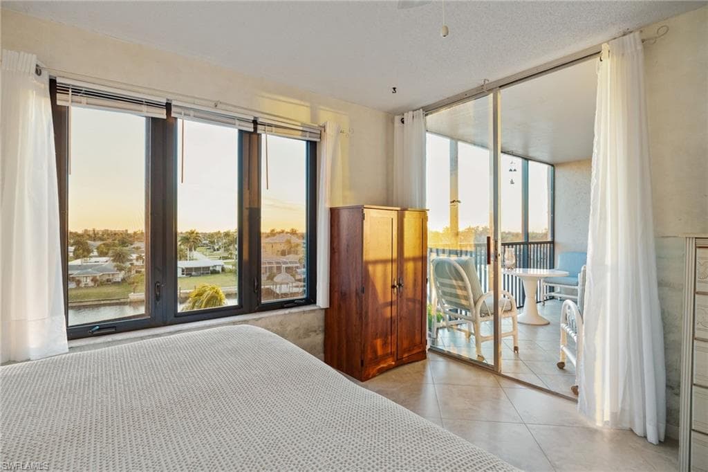 4260 SE 20th PL 502-14