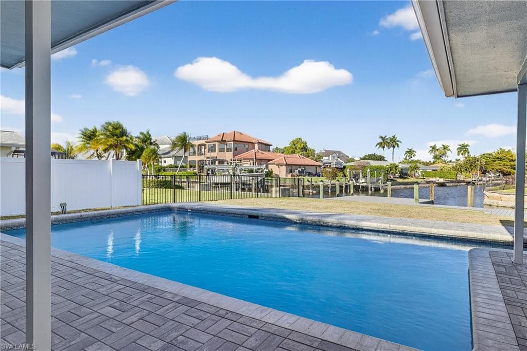 541 Bayside DR-28