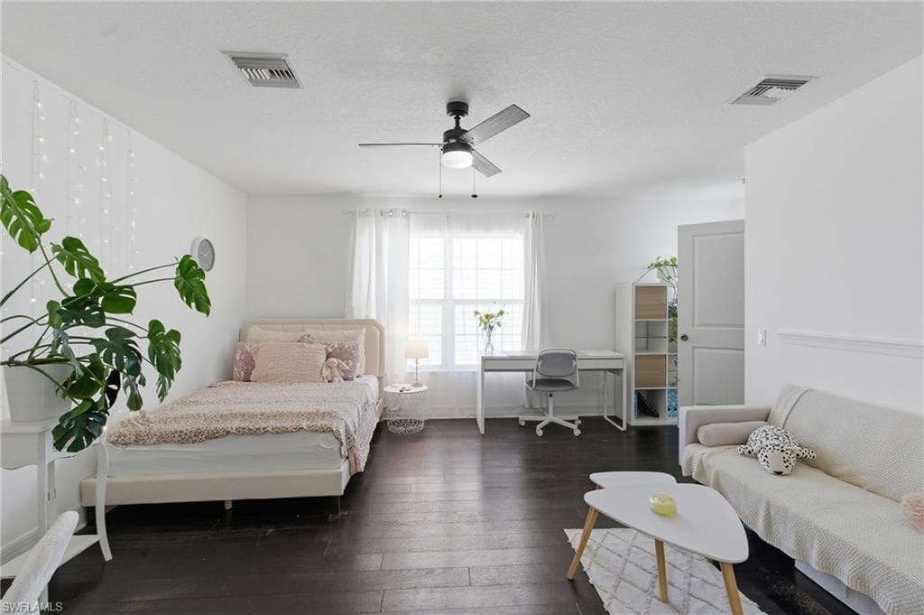2452 Blackburn CIR-41