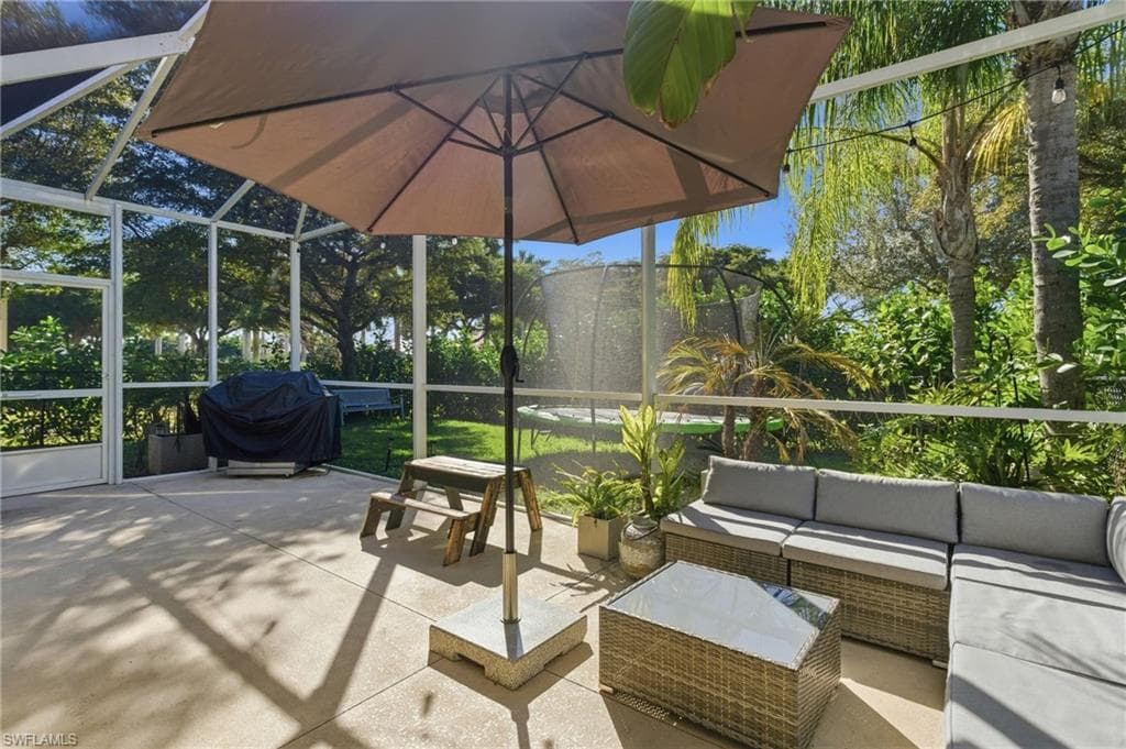 2452 Blackburn CIR-45