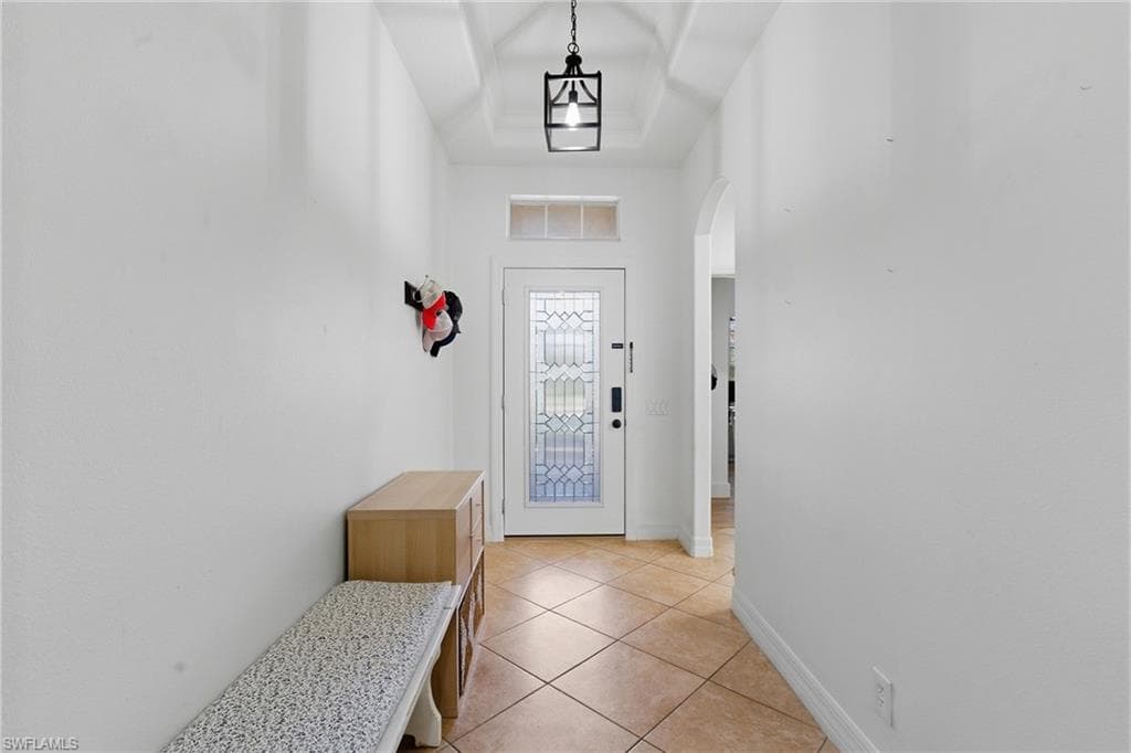 2452 Blackburn CIR-21