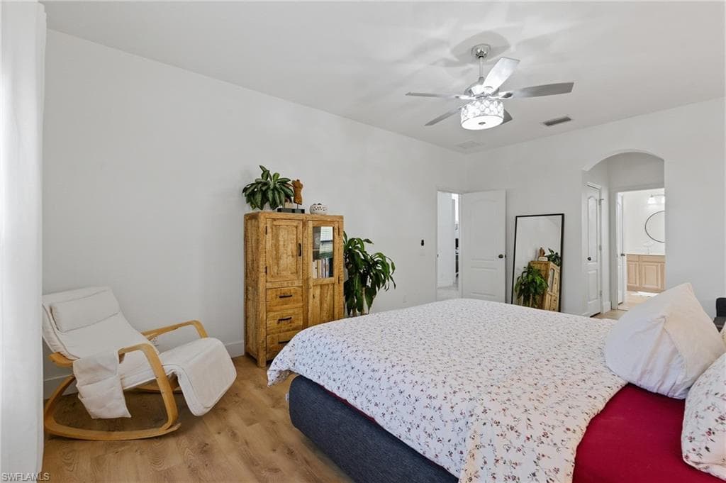 2452 Blackburn CIR-31
