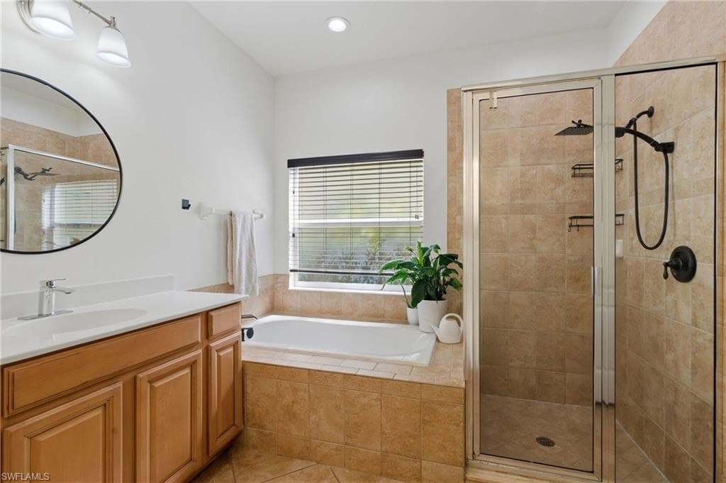 2452 Blackburn CIR-33