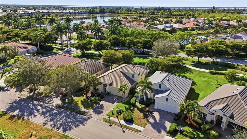 2452 Blackburn CIR-9