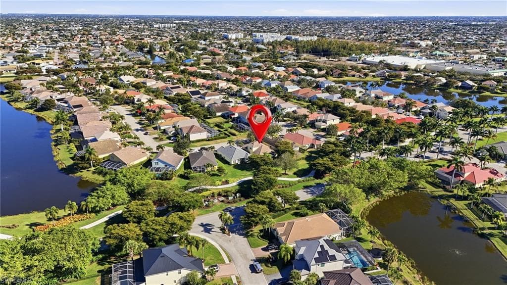 2452 Blackburn CIR-48