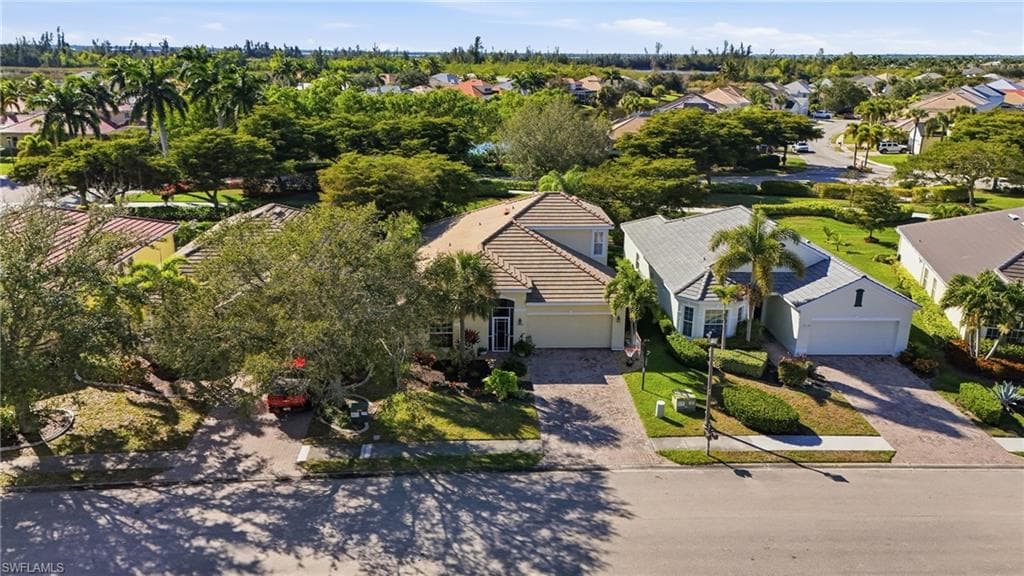 2452 Blackburn CIR-3