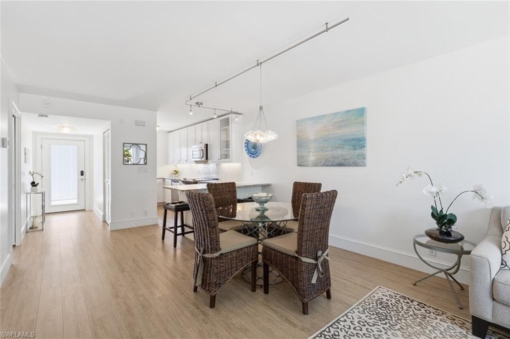 416 Broad AVE S # H416, NAPLES FL 34102-5