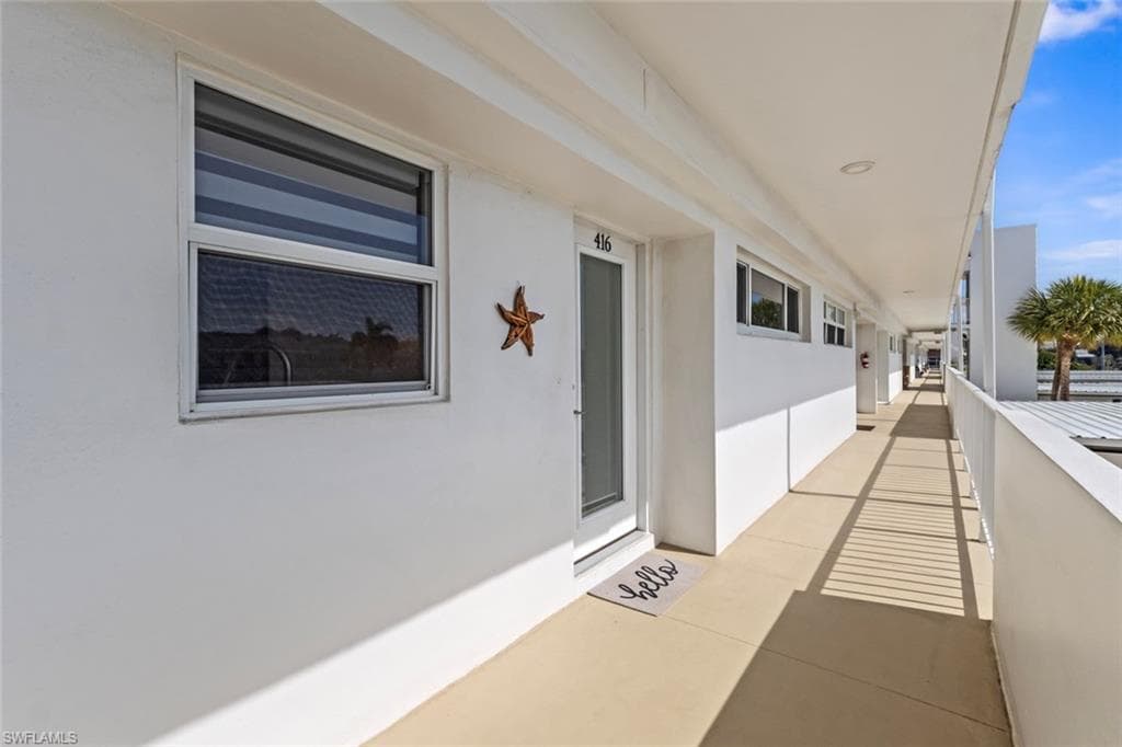 416 Broad AVE S # H416, NAPLES FL 34102-16