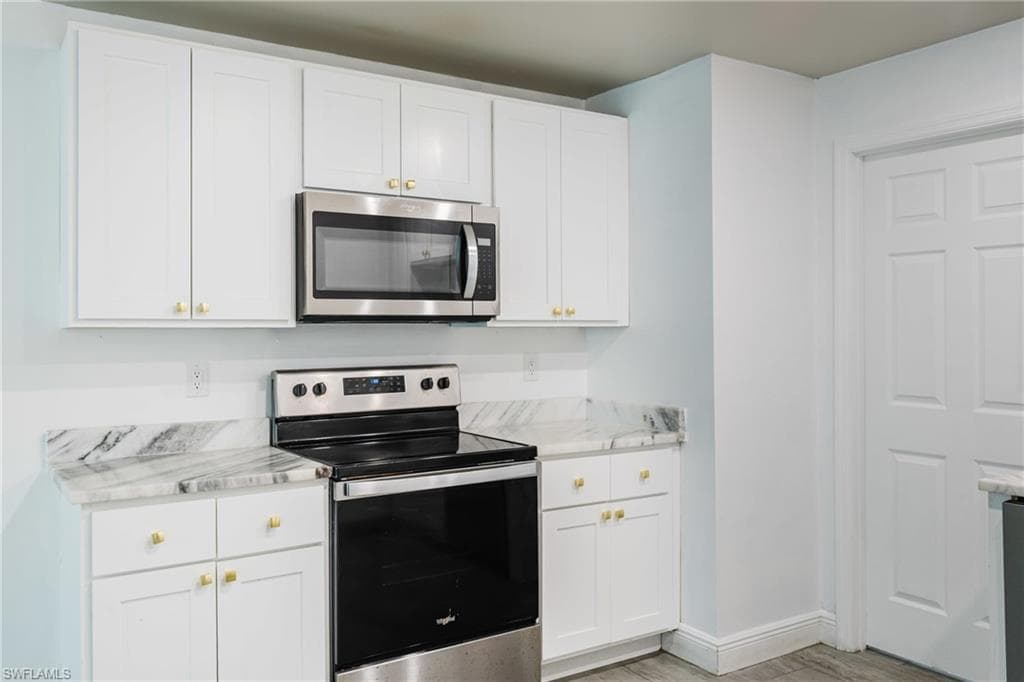 2405 Maple AVE-15