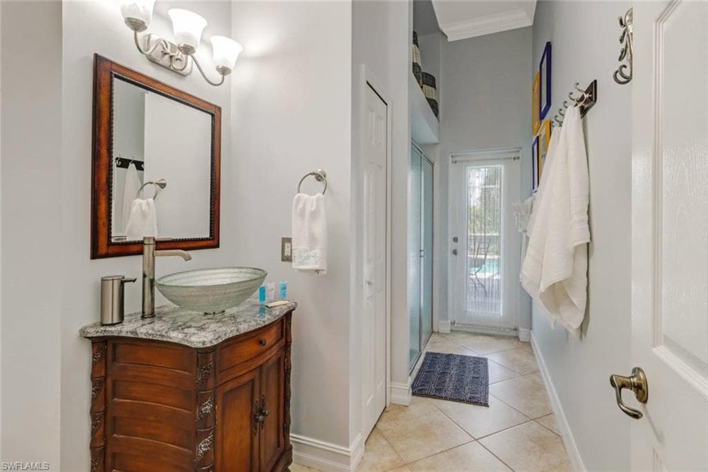 9151 Kings Cove CT-29
