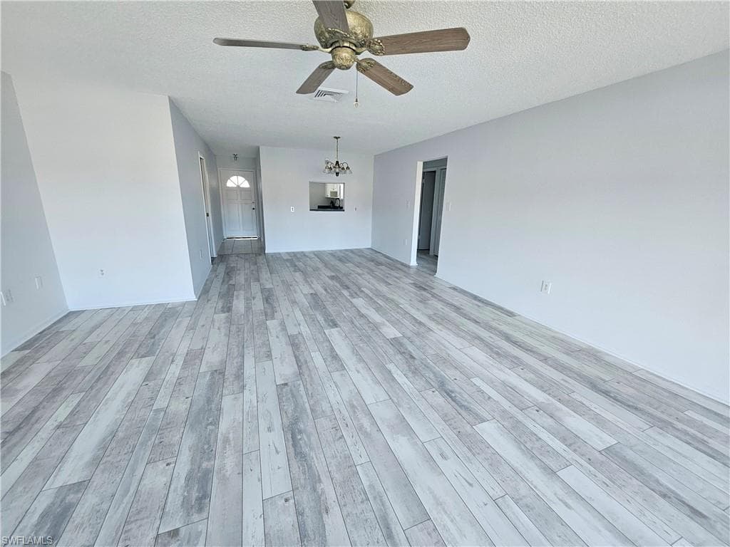 1830 Brantley RD # F204, FORT MYERS FL 33907-4