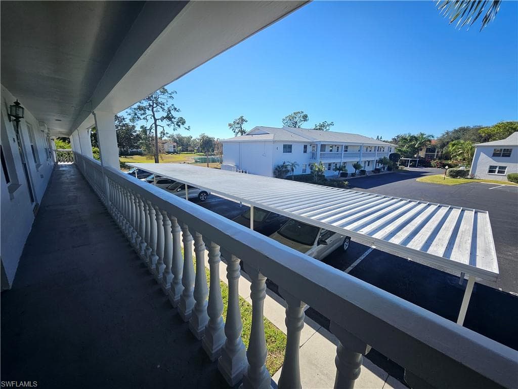 1830 Brantley RD # F204, FORT MYERS FL 33907-19