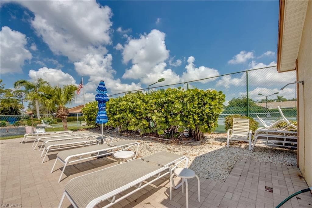 6406 Royal Woods DR, FORT MYERS FL 33908-44