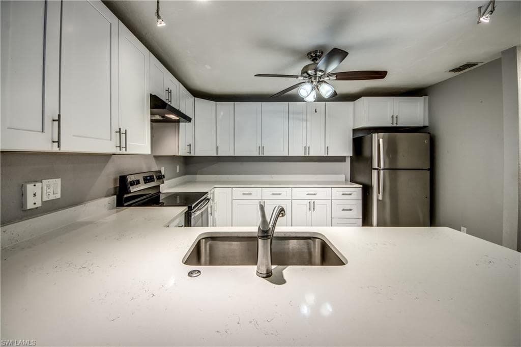 6406 Royal Woods DR, FORT MYERS FL 33908-15