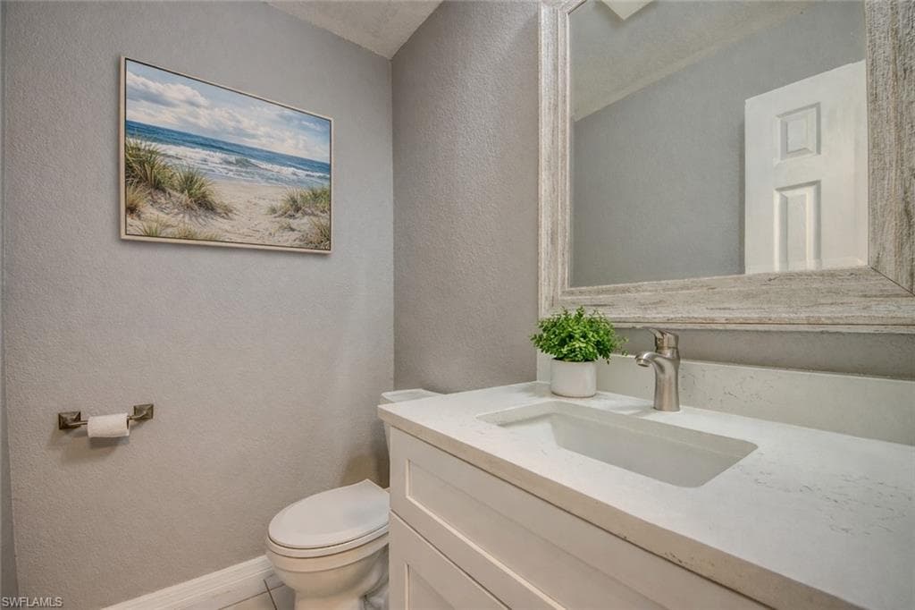 6406 Royal Woods DR, FORT MYERS FL 33908-24