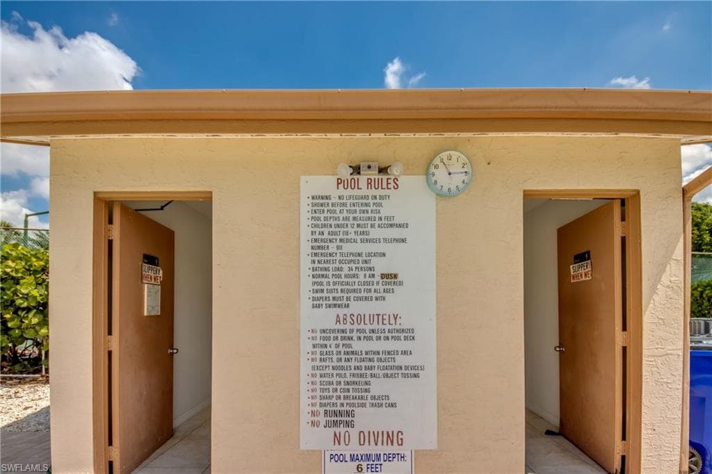 6406 Royal Woods DR, FORT MYERS FL 33908-43