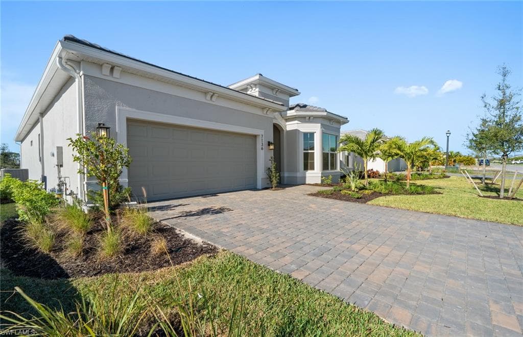 7136 Chapel Creek LN-8