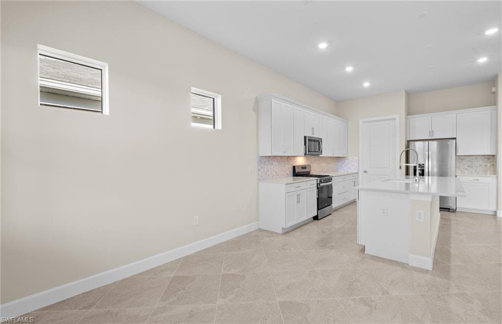 7136 Chapel Creek LN-23