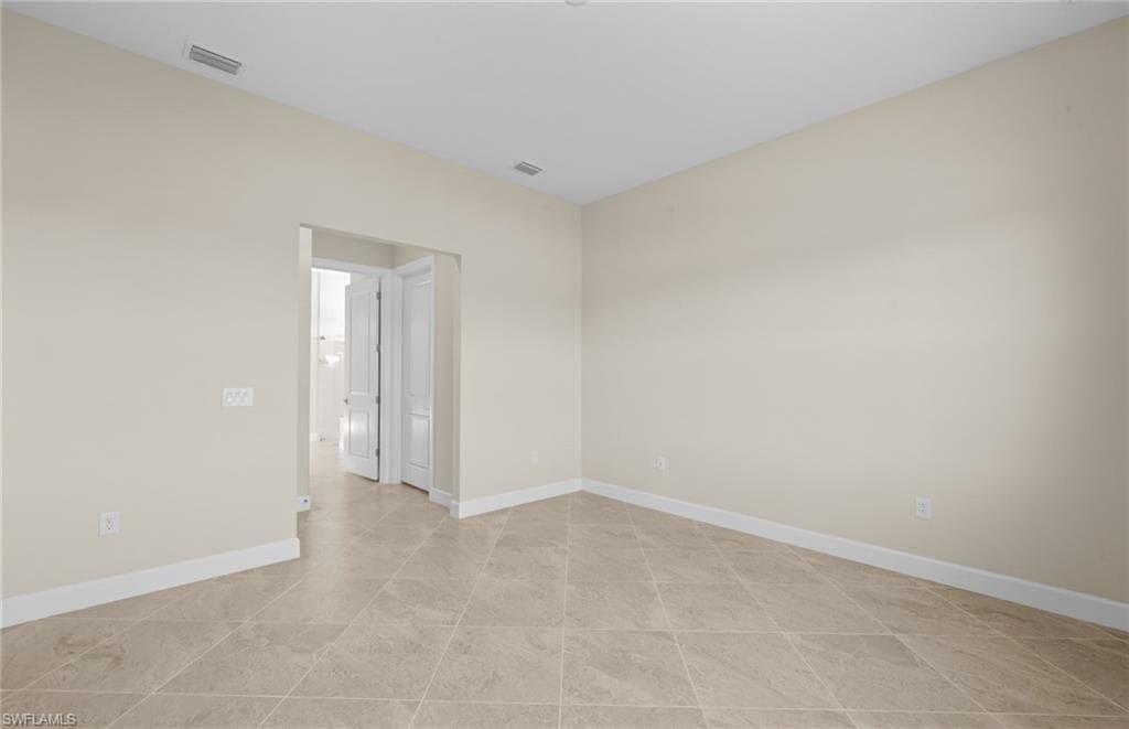 7136 Chapel Creek LN-29