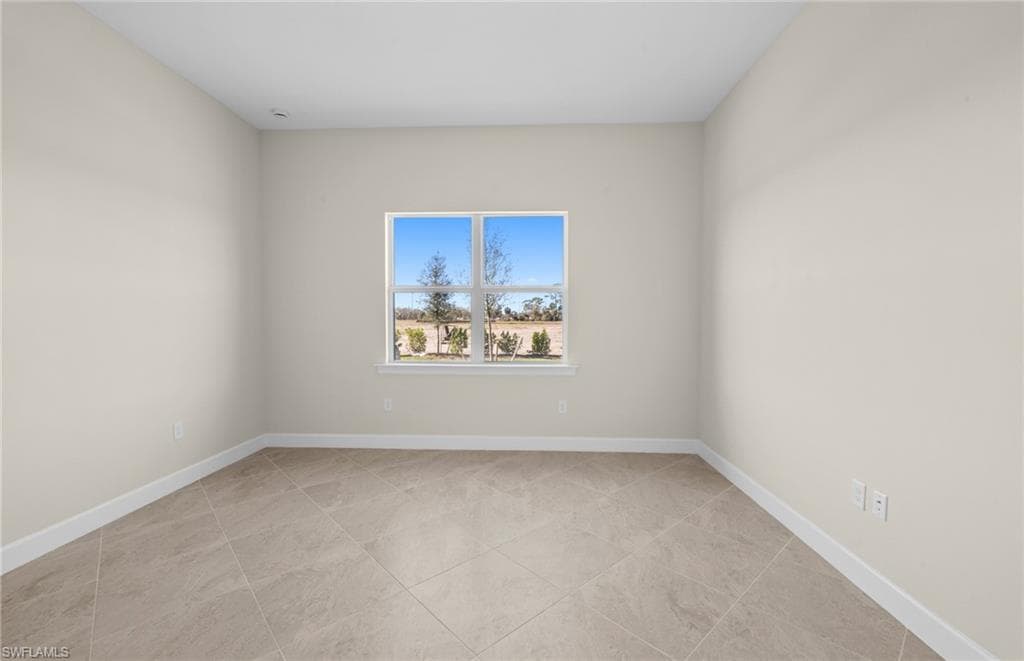 7136 Chapel Creek LN-28