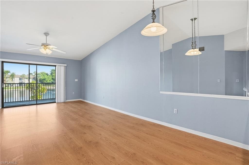 9270 Lake Park DR # 201, FORT MYERS FL 33919-11