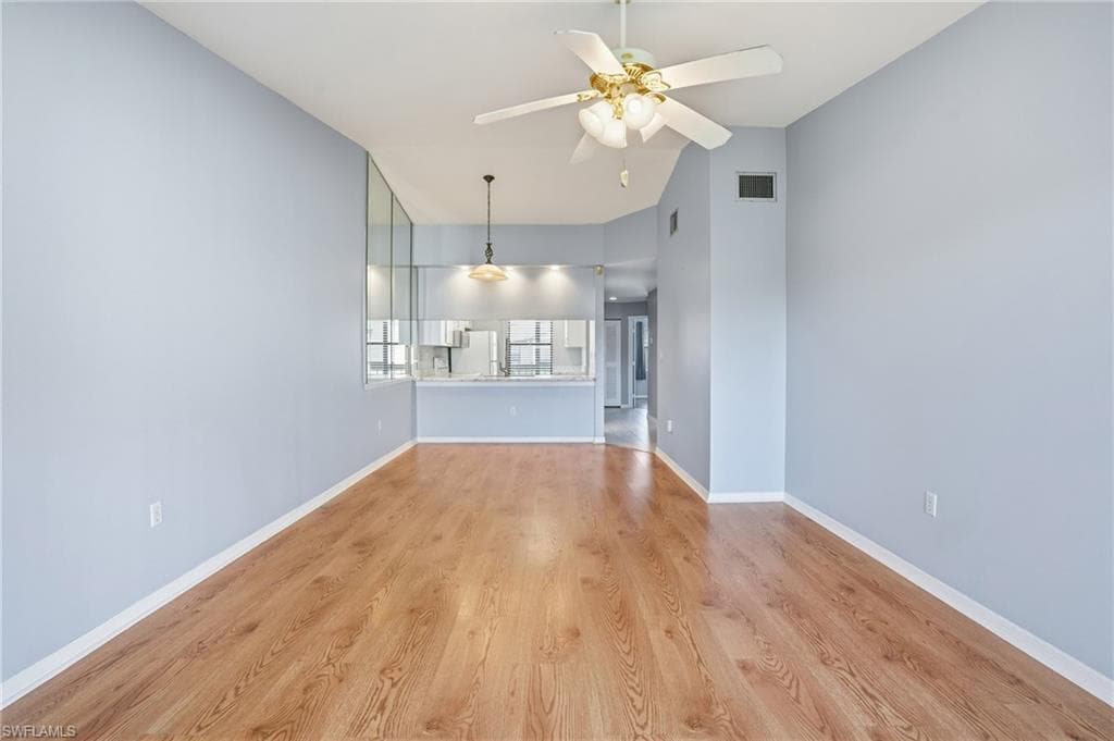 9270 Lake Park DR # 201, FORT MYERS FL 33919-6