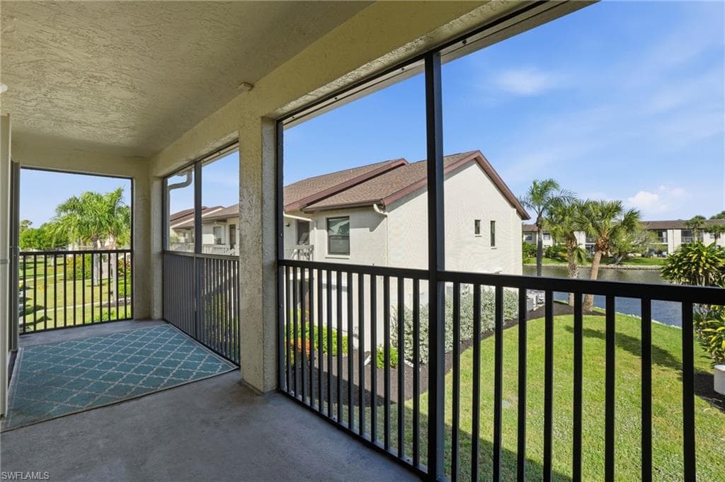 9270 Lake Park DR # 201, FORT MYERS FL 33919-33