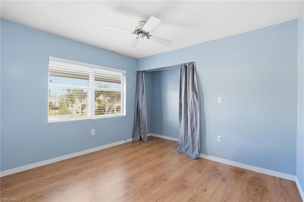 9270 Lake Park DR # 201, FORT MYERS FL 33919-24