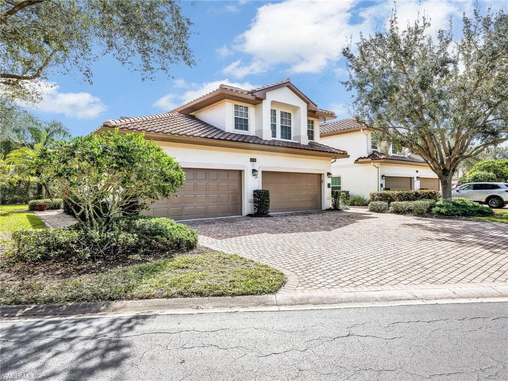 8138 SARATOGA DR 2201-1