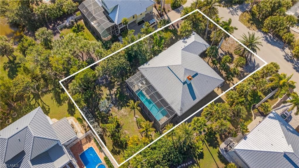 556 Sea Oats DR, SANIBEL FL 33957-41