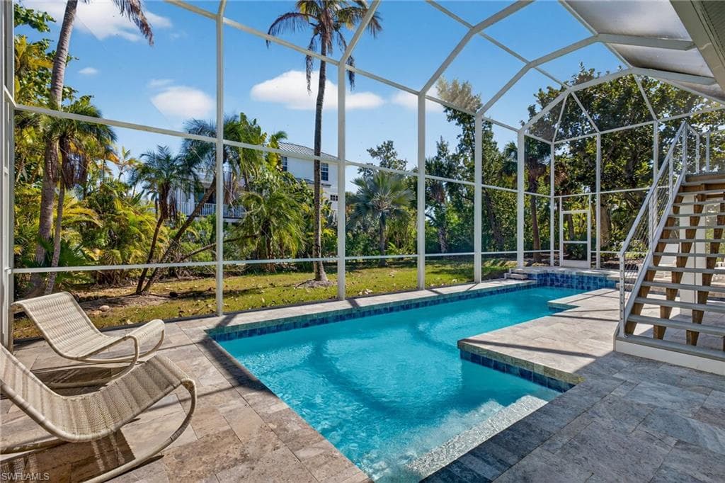 556 Sea Oats DR, SANIBEL FL 33957-29