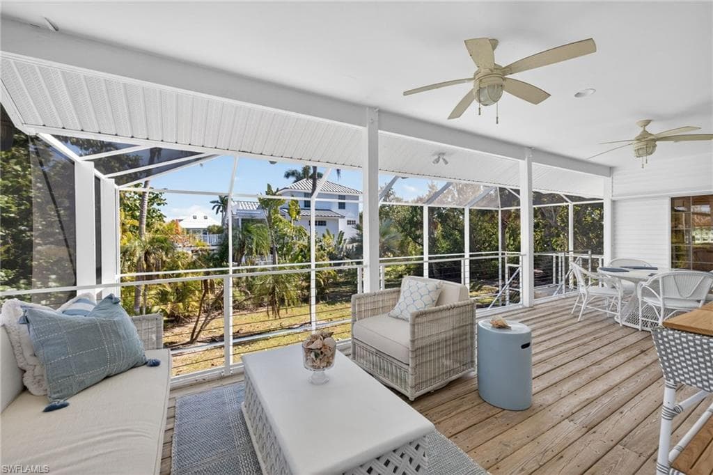 556 Sea Oats DR, SANIBEL FL 33957-28