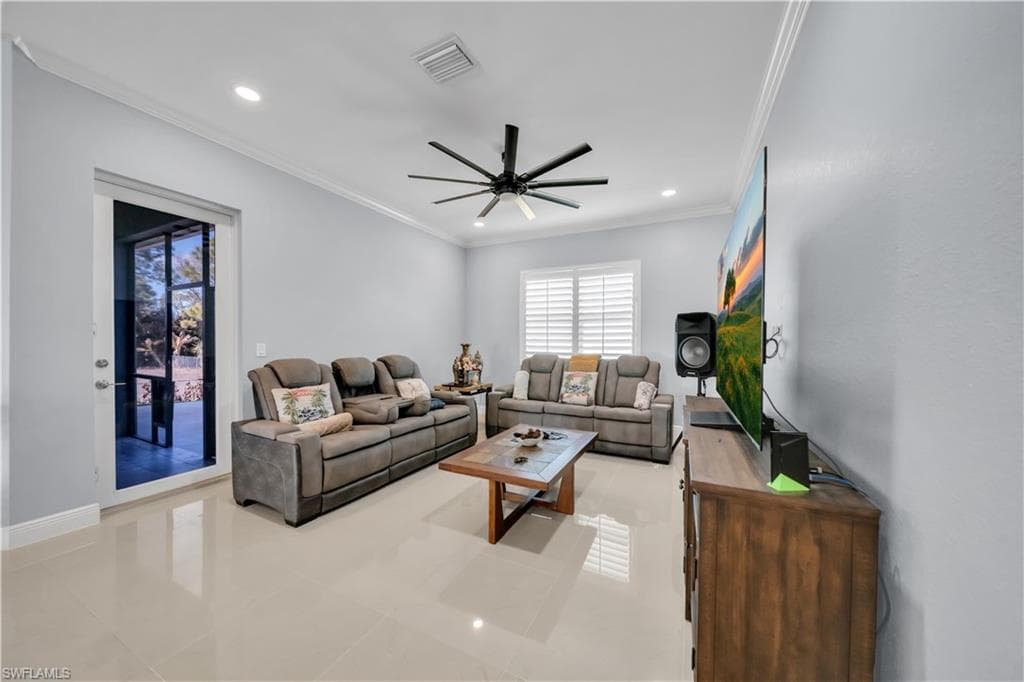 5314 Benton ST, LEHIGH ACRES FL 33971-5