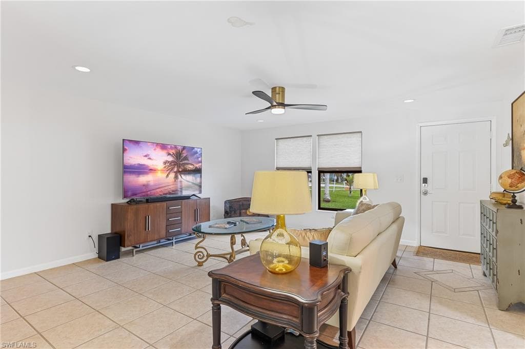 170 5th ST, NAPLES FL 34113-3