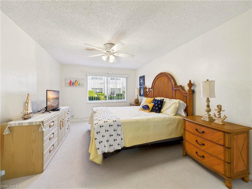 232 Palm DR # 5, NAPLES FL 34112-16