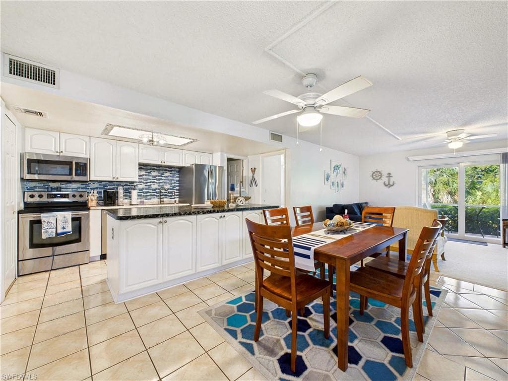232 Palm DR # 5, NAPLES FL 34112-9