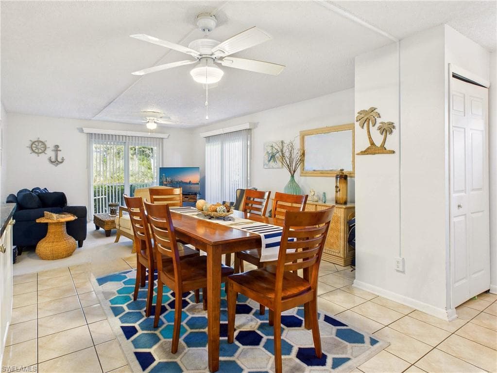 232 Palm DR # 5, NAPLES FL 34112-10