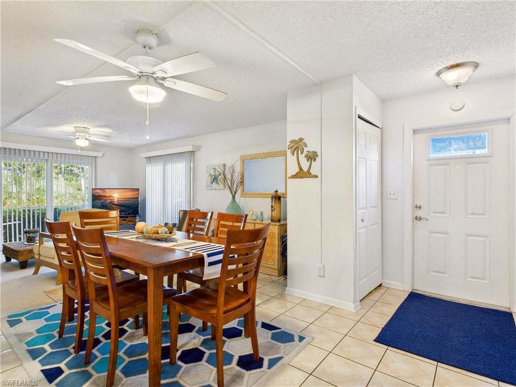 232 Palm DR # 5, NAPLES FL 34112-18