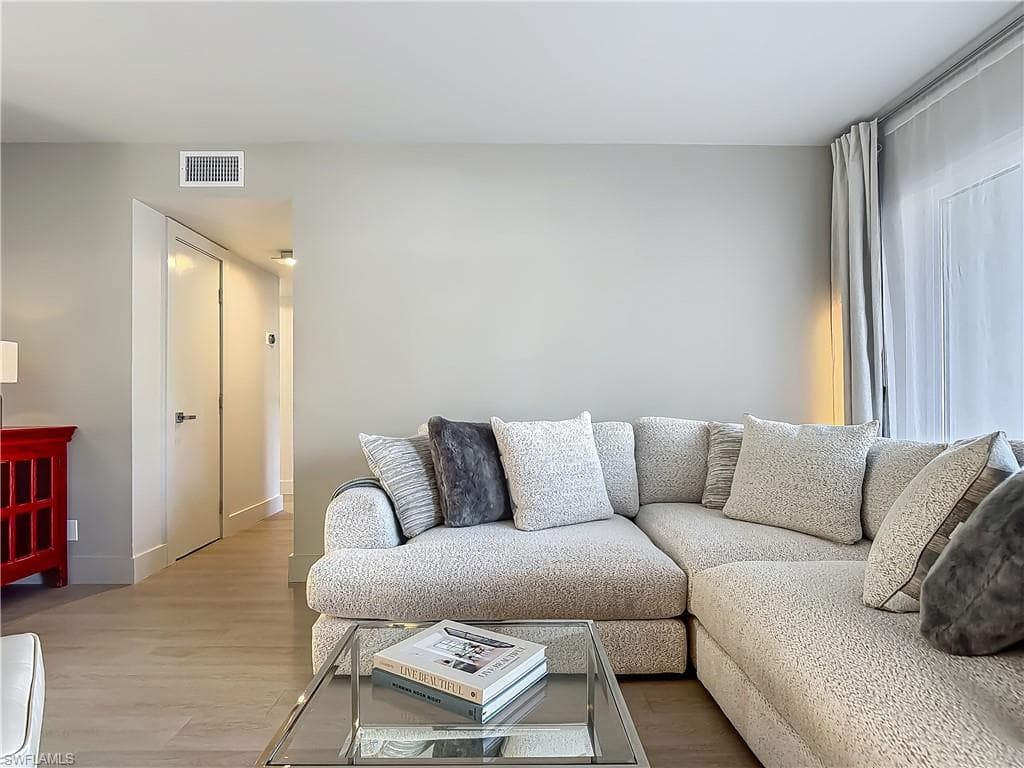 2544 1st ST 102-5
