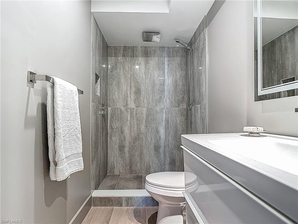 2544 1st ST 102-15